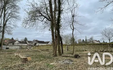 Terrain à bâtir à Les Ormes-sur-Voulzie (77134)