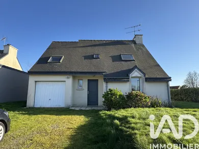 House in Andel (22400)