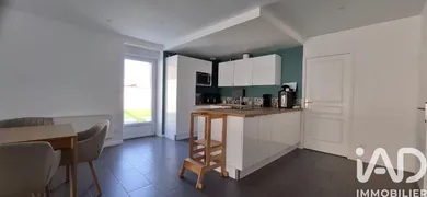 House in Saint-Aubin (39410)