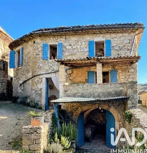 Maison de village à Lussan (30580)