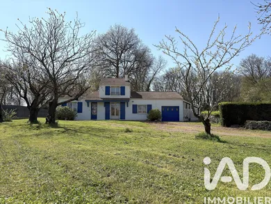 Maison à Lairoux (85400)