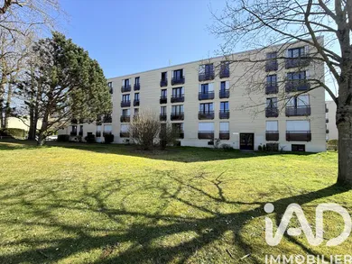 Apartment in L'Isle-Adam (95290)