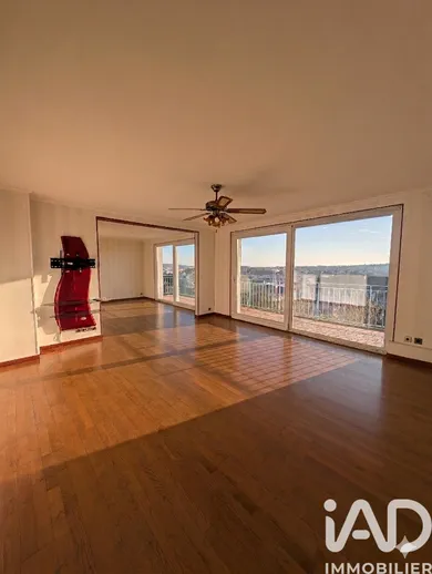 Apartment in Saint-Quentin (02100)