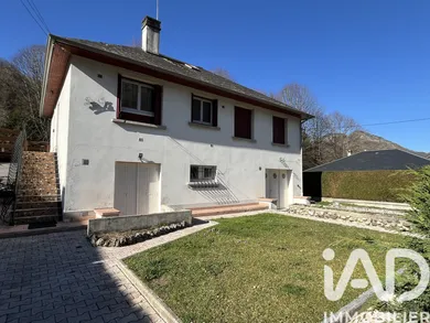 Village house in Campan (65710)