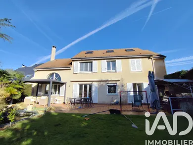 House in Croissy-sur-Seine (78290)