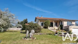 Maison à Saint-Magne-de-Castillon (33350)