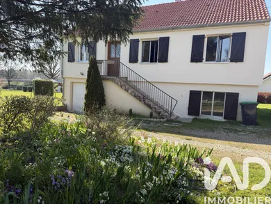 Maison traditionnelle à Bragny-sur-Saône (71350)