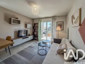 Appartement à Roquebrune-sur-Argens (83520)