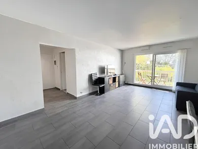 Apartment in Bagneux (92220)