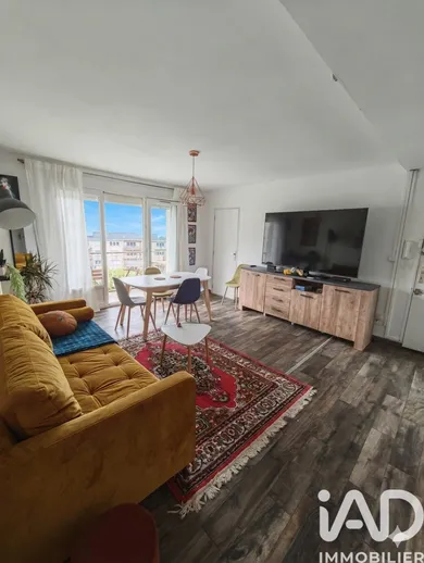 Apartment in Angers (49000)