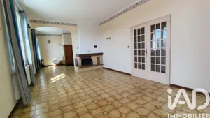 Maison à Jonquières (84150)