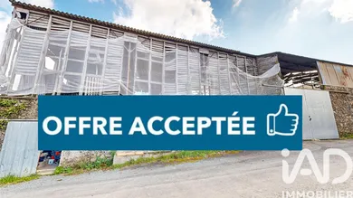 Building in Mauges-sur-Loire (49410)