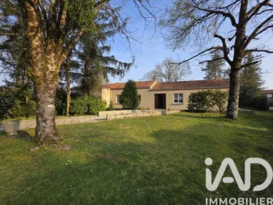 Traditional house in Chaumes-en-Retz (44680)