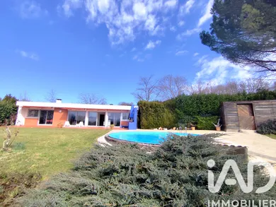 Architectural house in Saint-Gaudens (31800)