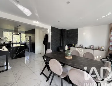 Apartment in Étiolles (91450)