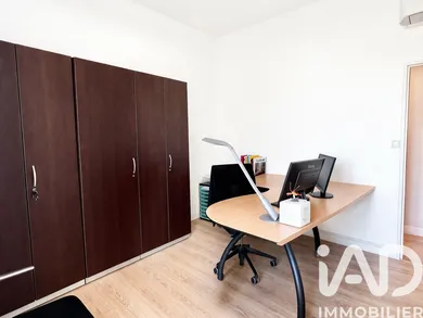 Apartment in Toulon (83000)