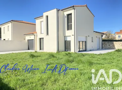 Maison à Vallet (44330)