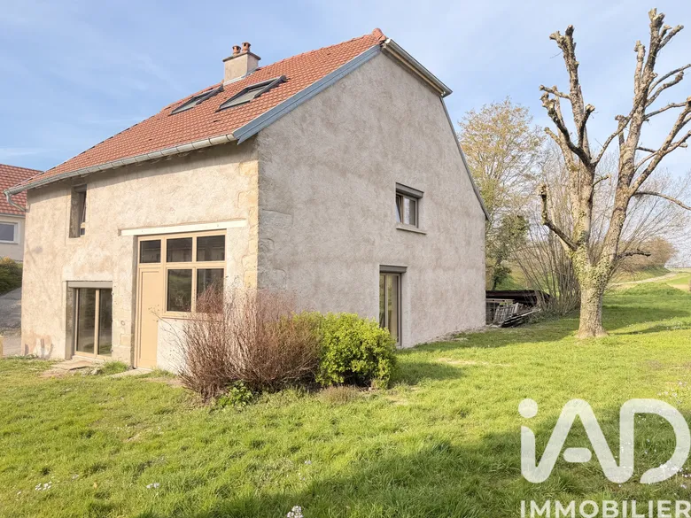 Maison 5 pièces 187 m² · à Cubry-lès-Faverney · 187 m² · 156 000 €