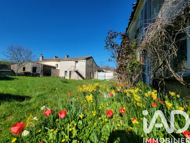 Traditional house in Doué-en-Anjou (49700)