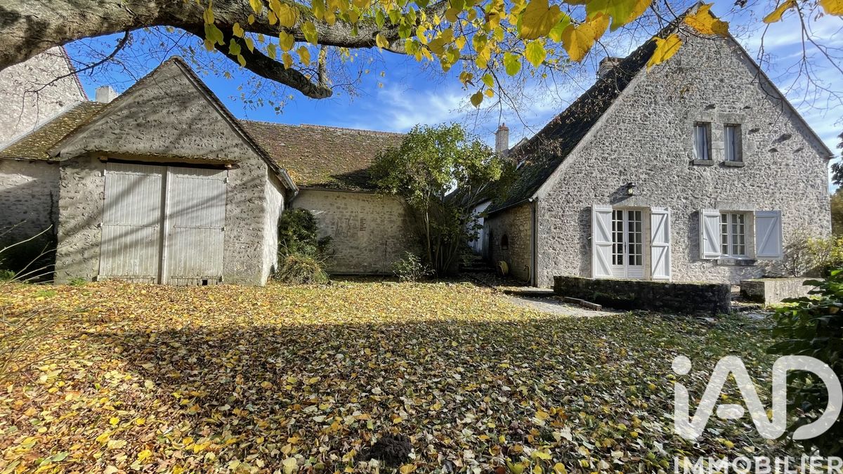Vente maison à Beaugency (45190) : maison 6 pièces 204 m²