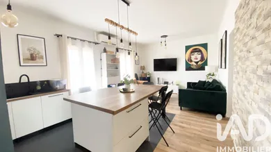 Apartment in Nîmes (30000)