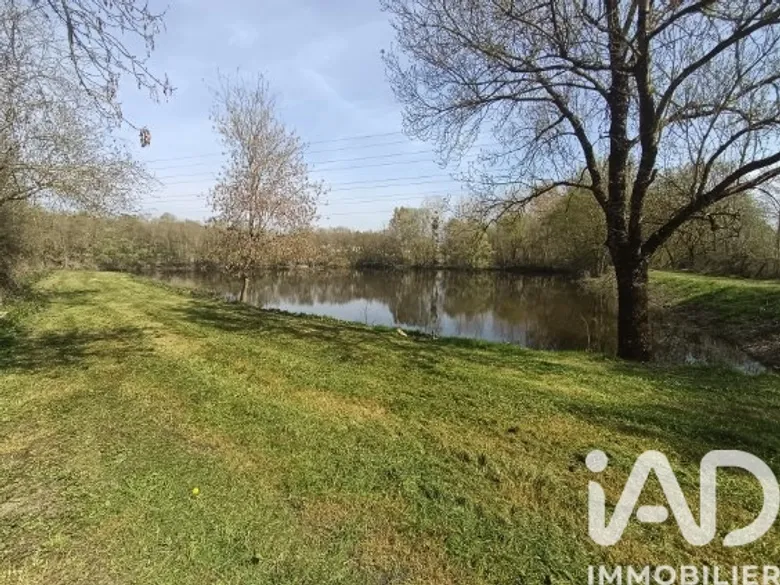Terrain loisirs à chinon (37500) · 28 000 €