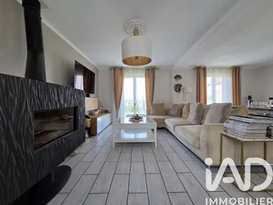 House in Moret-Loing-et-Orvanne (77250)