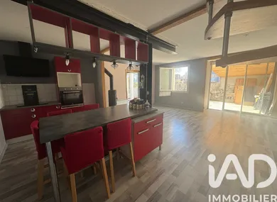 Traditional house in Saint-Maurice-de-Lignon (43200)