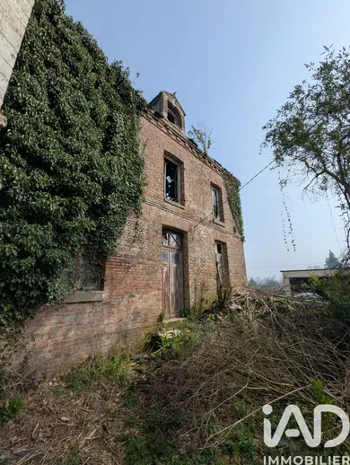 Building plot in Maison-Roland (80135)