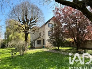 House in Noyers (89310)