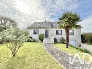 Maison à Bonchamp-lès-Laval (53960)