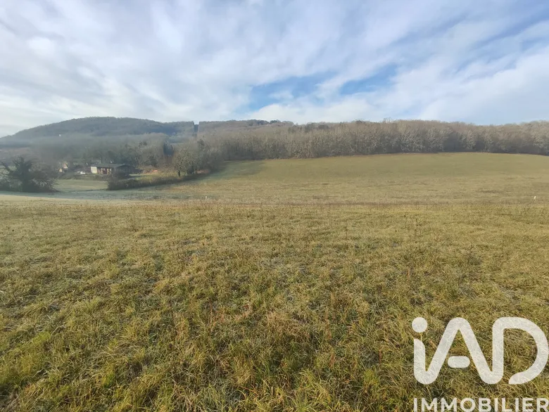 Terrain à bâtir à Carlux (24370) · 44 500 €