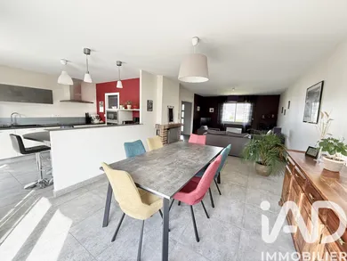 House in Bonchamp-lès-Laval (53960)
