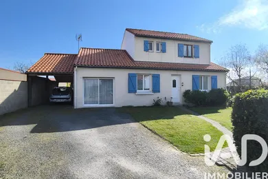 Maison traditionnelle à Maisdon-sur-Sèvre (44690)