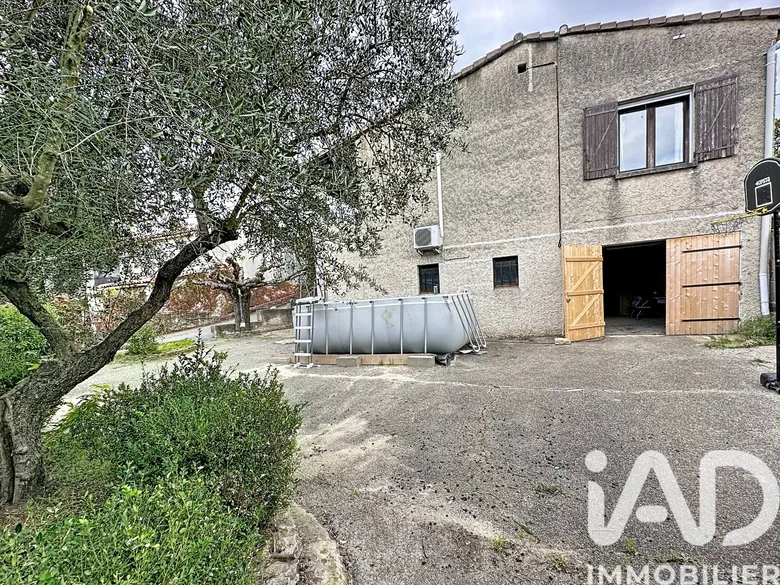 Maison 3 pièces 85 m² · à Saint-Saturnin-lès-Avignon · 85 m² · 219 000 €