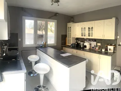 Village house in Arsonval (10200)
