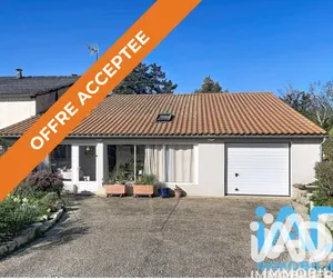 Village house in Fenioux (79160)