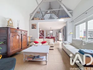 Maison de village à Étalondes (76260)