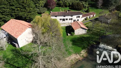 Domain in Charroux (86250)