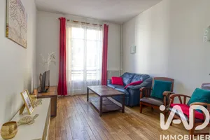 Apartment in Montmorency (95160)
