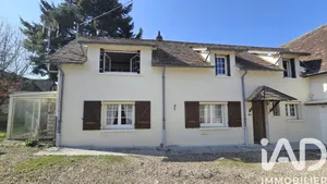 Village house in Vernon (27200)