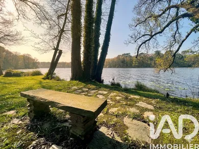 Architectural house in Sucé-sur-Erdre (44240)