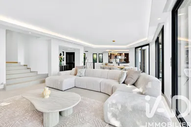 Maison d'architecte à Mandelieu-la-Napoule (06210)