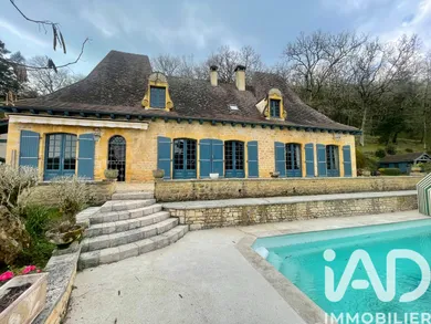 Domain in La Roque-Gageac (24250)