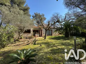 Maison d'architecte à La Garde (83130)