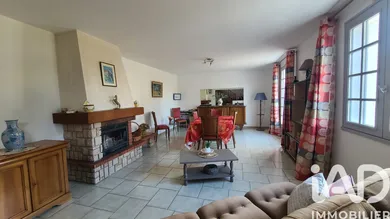 Maison traditionnelle à NOYANT VILLAGES (49390)