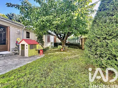 Appartement à Pontault-Combault (77340)