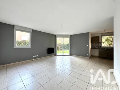 Apartment in Saint-Jory (31790)
