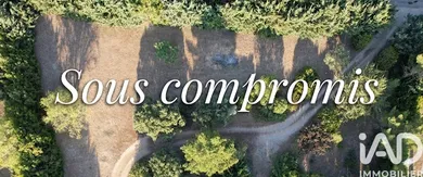 Terrain à bâtir à Cucuron (84160)