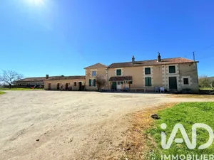Farm in SAULGE (86500)